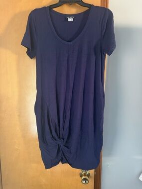 VENUS navy blue V-Neck Short Sleeve Knot Hem Tee